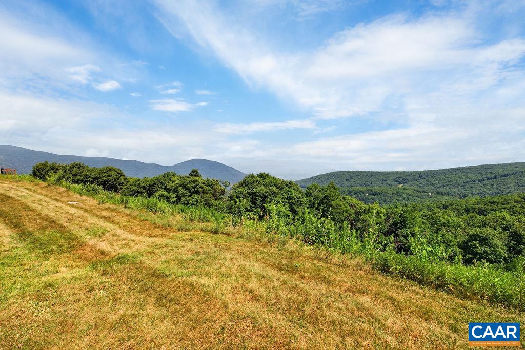 1505 CLIFFS CONDOS, WINTERGREEN RESORT, Virginia 22967, 1 Bedroom Bedrooms, ,1 BathroomBathrooms,Residential,1505 CLIFFS CONDOS,679289 MLS # 679289