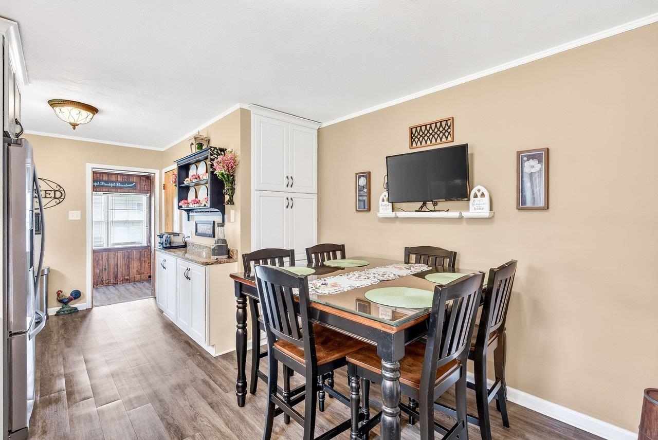 741 BROADVIEW DR, HARRISONBURG, Virginia 22802, 3 Bedrooms Bedrooms, ,1 BathroomBathrooms,Residential,741 BROADVIEW DR,679293 MLS # 679293 741 BROADVIEW DR, HARRISONBURG, Virginia 22802, 3 Bedrooms Bedrooms, ,1 BathroomBathrooms,Residential,741 BROADVIEW DR,679293 MLS # 679293