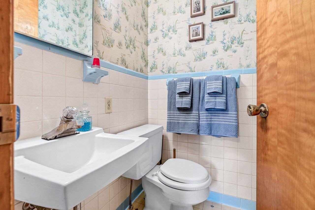741 BROADVIEW DR, HARRISONBURG, Virginia 22802, 3 Bedrooms Bedrooms, ,1 BathroomBathrooms,Residential,741 BROADVIEW DR,679293 MLS # 679293 741 BROADVIEW DR, HARRISONBURG, Virginia 22802, 3 Bedrooms Bedrooms, ,1 BathroomBathrooms,Residential,741 BROADVIEW DR,679293 MLS # 679293