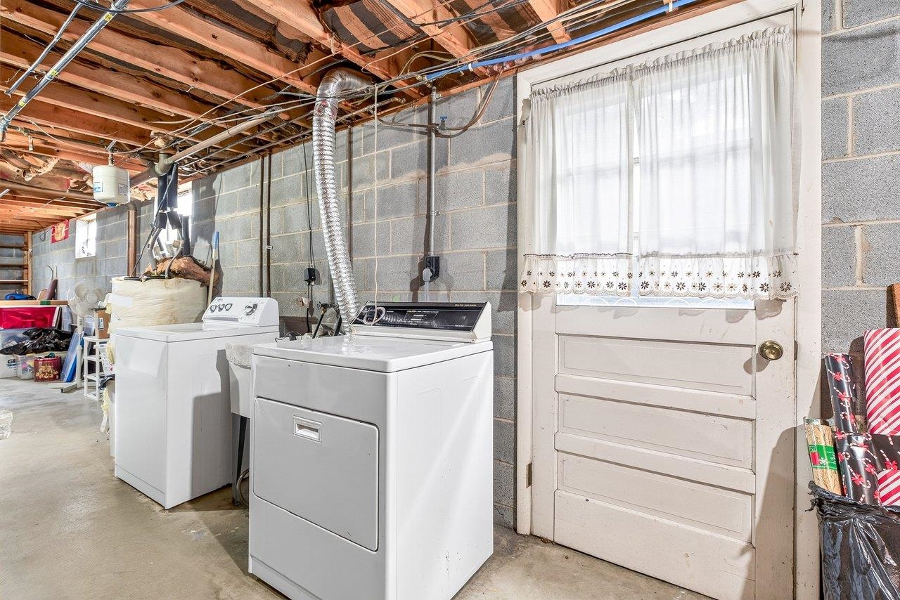 741 BROADVIEW DR, HARRISONBURG, Virginia 22802, 3 Bedrooms Bedrooms, ,1 BathroomBathrooms,Residential,741 BROADVIEW DR,679293 MLS # 679293 741 BROADVIEW DR, HARRISONBURG, Virginia 22802, 3 Bedrooms Bedrooms, ,1 BathroomBathrooms,Residential,741 BROADVIEW DR,679293 MLS # 679293