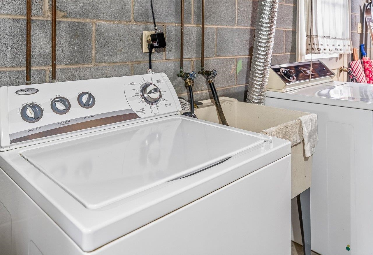741 BROADVIEW DR, HARRISONBURG, Virginia 22802, 3 Bedrooms Bedrooms, ,1 BathroomBathrooms,Residential,741 BROADVIEW DR,679293 MLS # 679293 741 BROADVIEW DR, HARRISONBURG, Virginia 22802, 3 Bedrooms Bedrooms, ,1 BathroomBathrooms,Residential,741 BROADVIEW DR,679293 MLS # 679293
