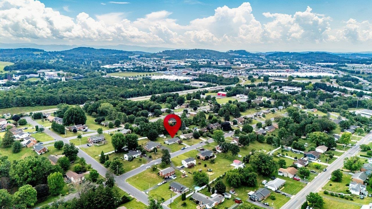 741 BROADVIEW DR, HARRISONBURG, Virginia 22802, 3 Bedrooms Bedrooms, ,1 BathroomBathrooms,Residential,741 BROADVIEW DR,679293 MLS # 679293 741 BROADVIEW DR, HARRISONBURG, Virginia 22802, 3 Bedrooms Bedrooms, ,1 BathroomBathrooms,Residential,741 BROADVIEW DR,679293 MLS # 679293