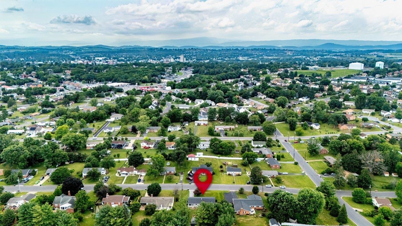 741 BROADVIEW DR, HARRISONBURG, Virginia 22802, 3 Bedrooms Bedrooms, ,1 BathroomBathrooms,Residential,741 BROADVIEW DR,679293 MLS # 679293 741 BROADVIEW DR, HARRISONBURG, Virginia 22802, 3 Bedrooms Bedrooms, ,1 BathroomBathrooms,Residential,741 BROADVIEW DR,679293 MLS # 679293