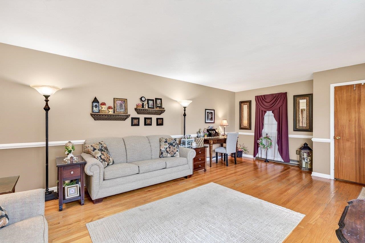 741 BROADVIEW DR, HARRISONBURG, Virginia 22802, 3 Bedrooms Bedrooms, ,1 BathroomBathrooms,Residential,741 BROADVIEW DR,679293 MLS # 679293 741 BROADVIEW DR, HARRISONBURG, Virginia 22802, 3 Bedrooms Bedrooms, ,1 BathroomBathrooms,Residential,741 BROADVIEW DR,679293 MLS # 679293