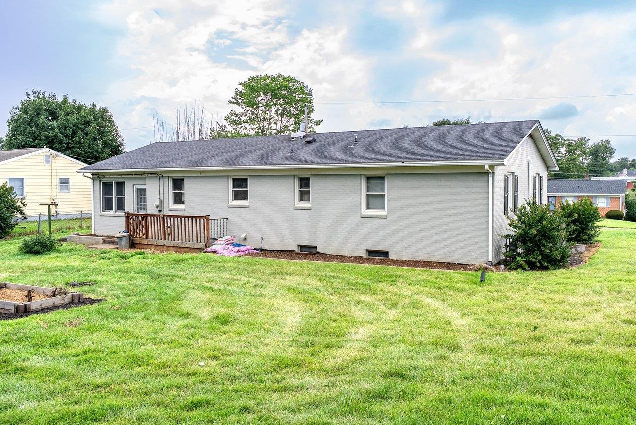 741 BROADVIEW DR, HARRISONBURG, Virginia 22802, 3 Bedrooms Bedrooms, ,1 BathroomBathrooms,Residential,741 BROADVIEW DR,679293 MLS # 679293 741 BROADVIEW DR, HARRISONBURG, Virginia 22802, 3 Bedrooms Bedrooms, ,1 BathroomBathrooms,Residential,741 BROADVIEW DR,679293 MLS # 679293