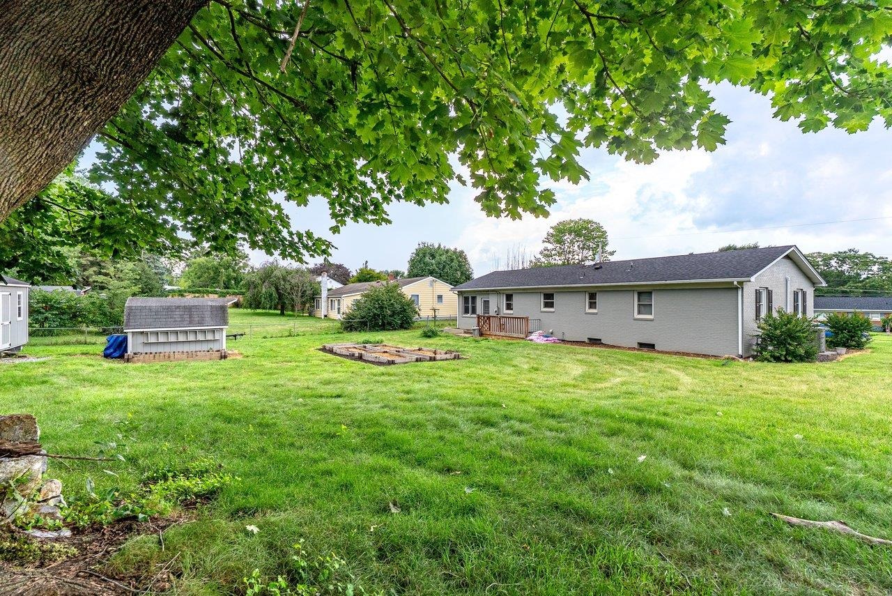 741 BROADVIEW DR, HARRISONBURG, Virginia 22802, 3 Bedrooms Bedrooms, ,1 BathroomBathrooms,Residential,741 BROADVIEW DR,679293 MLS # 679293 741 BROADVIEW DR, HARRISONBURG, Virginia 22802, 3 Bedrooms Bedrooms, ,1 BathroomBathrooms,Residential,741 BROADVIEW DR,679293 MLS # 679293