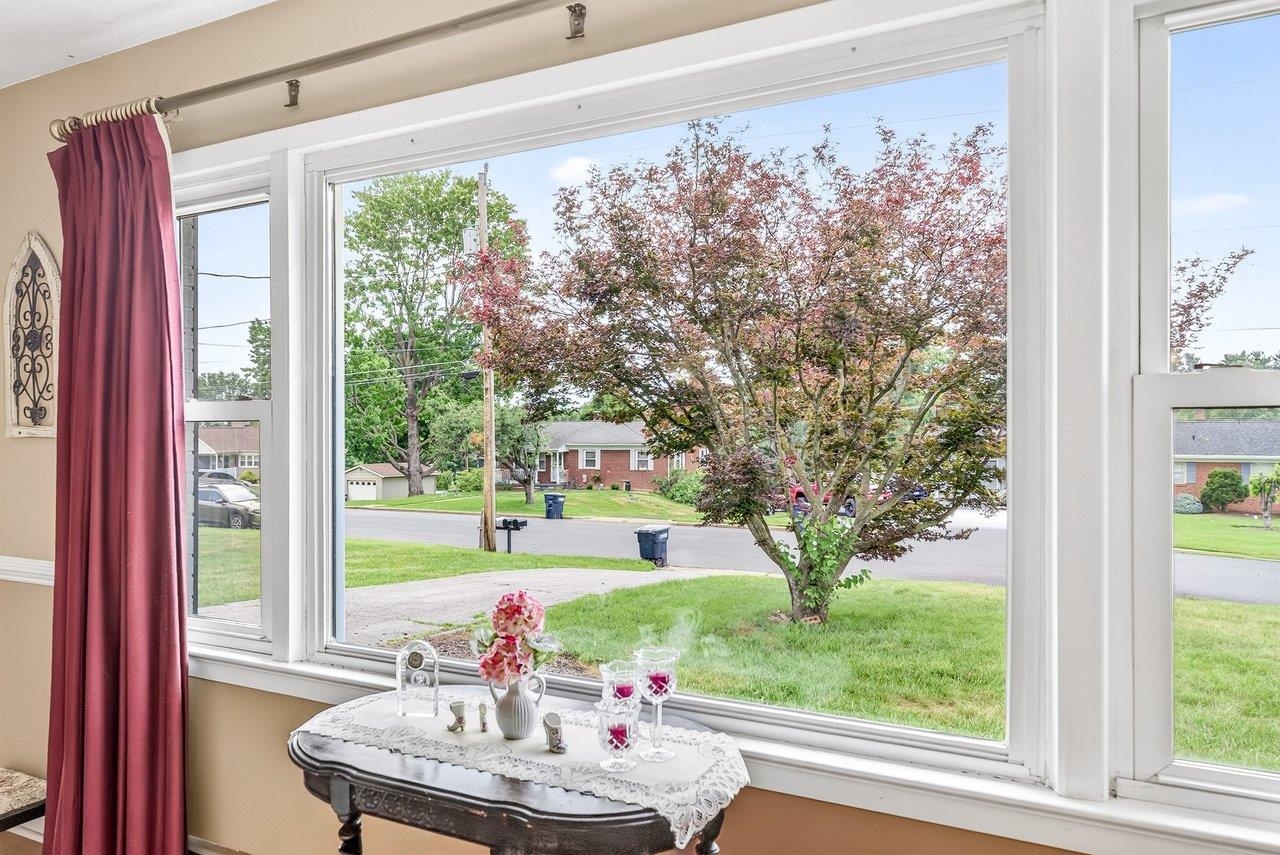 741 BROADVIEW DR, HARRISONBURG, Virginia 22802, 3 Bedrooms Bedrooms, ,1 BathroomBathrooms,Residential,741 BROADVIEW DR,679293 MLS # 679293 741 BROADVIEW DR, HARRISONBURG, Virginia 22802, 3 Bedrooms Bedrooms, ,1 BathroomBathrooms,Residential,741 BROADVIEW DR,679293 MLS # 679293