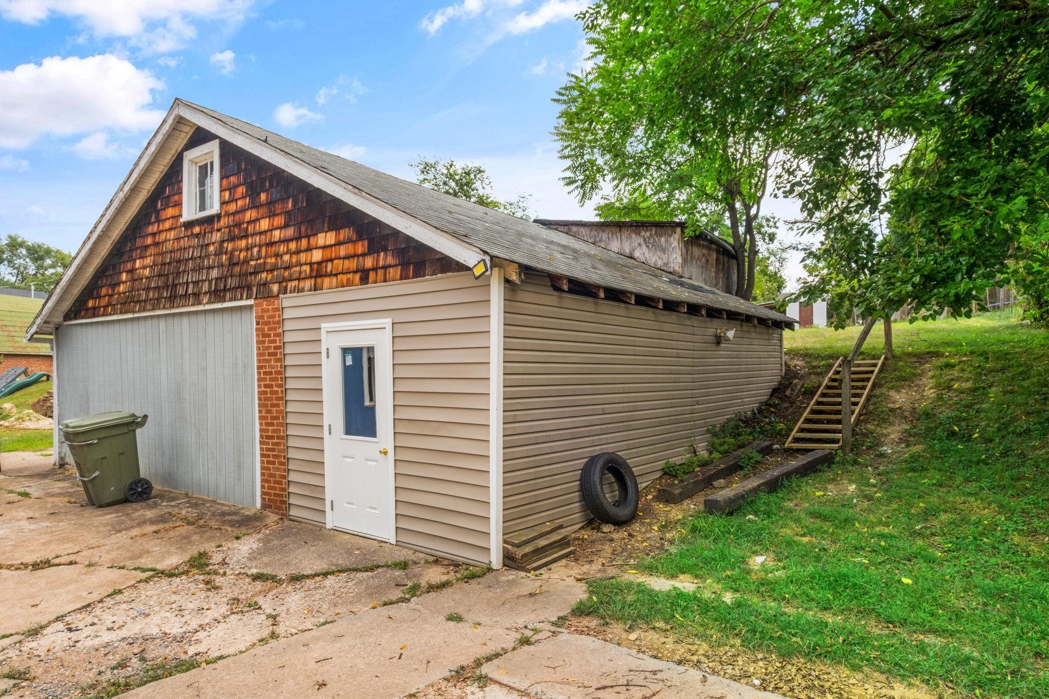 224 FLORENCE AVE, WAYNESBORO, Virginia 22980, 4 Bedrooms Bedrooms, ,2 BathroomsBathrooms,Residential,The Florence Foursquare - Classic Character, Fresh,224 FLORENCE AVE,679307 MLS # 679307 224 FLORENCE AVE, WAYNESBORO, Virginia 22980, 4 Bedrooms Bedrooms, ,2 BathroomsBathrooms,Residential,The Florence Foursquare - Classic Character, Fresh,224 FLORENCE AVE,679307 MLS # 679307
