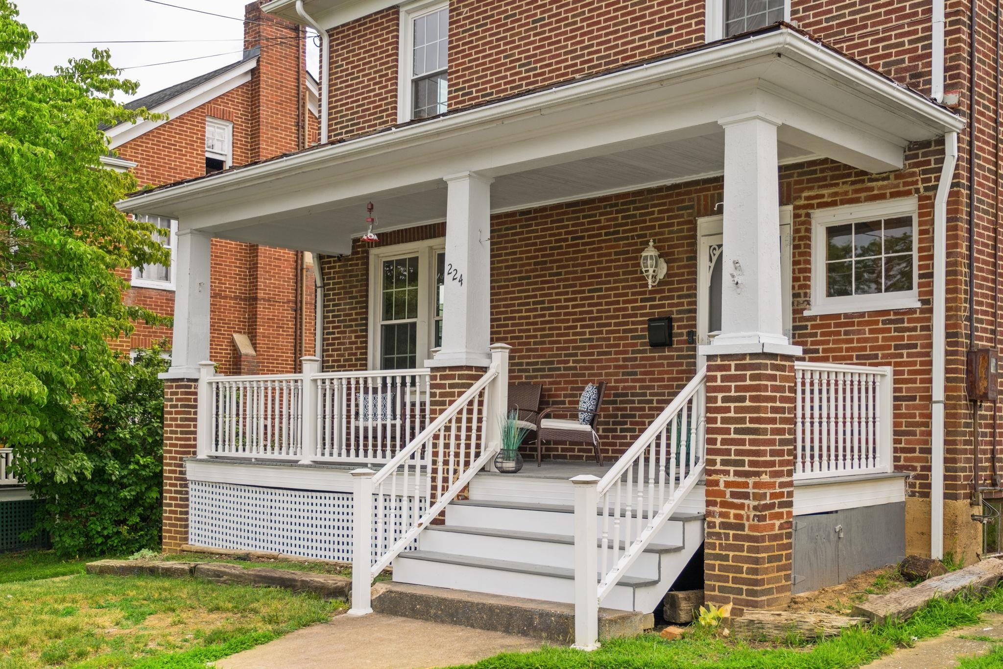 224 FLORENCE AVE, WAYNESBORO, Virginia 22980, 4 Bedrooms Bedrooms, ,2 BathroomsBathrooms,Residential,The Florence Foursquare - Classic Character, Fresh,224 FLORENCE AVE,679307 MLS # 679307 224 FLORENCE AVE, WAYNESBORO, Virginia 22980, 4 Bedrooms Bedrooms, ,2 BathroomsBathrooms,Residential,The Florence Foursquare - Classic Character, Fresh,224 FLORENCE AVE,679307 MLS # 679307