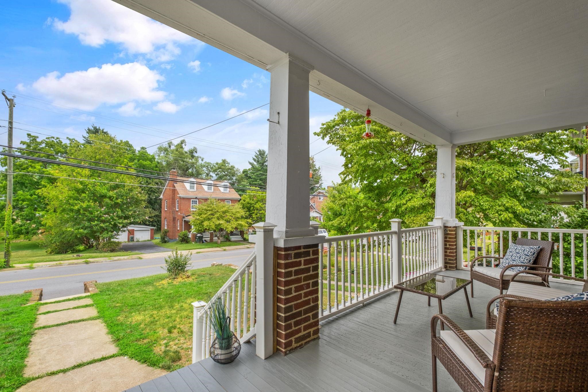 224 FLORENCE AVE, WAYNESBORO, Virginia 22980, 4 Bedrooms Bedrooms, ,2 BathroomsBathrooms,Residential,The Florence Foursquare - Classic Character, Fresh,224 FLORENCE AVE,679307 MLS # 679307 224 FLORENCE AVE, WAYNESBORO, Virginia 22980, 4 Bedrooms Bedrooms, ,2 BathroomsBathrooms,Residential,The Florence Foursquare - Classic Character, Fresh,224 FLORENCE AVE,679307 MLS # 679307