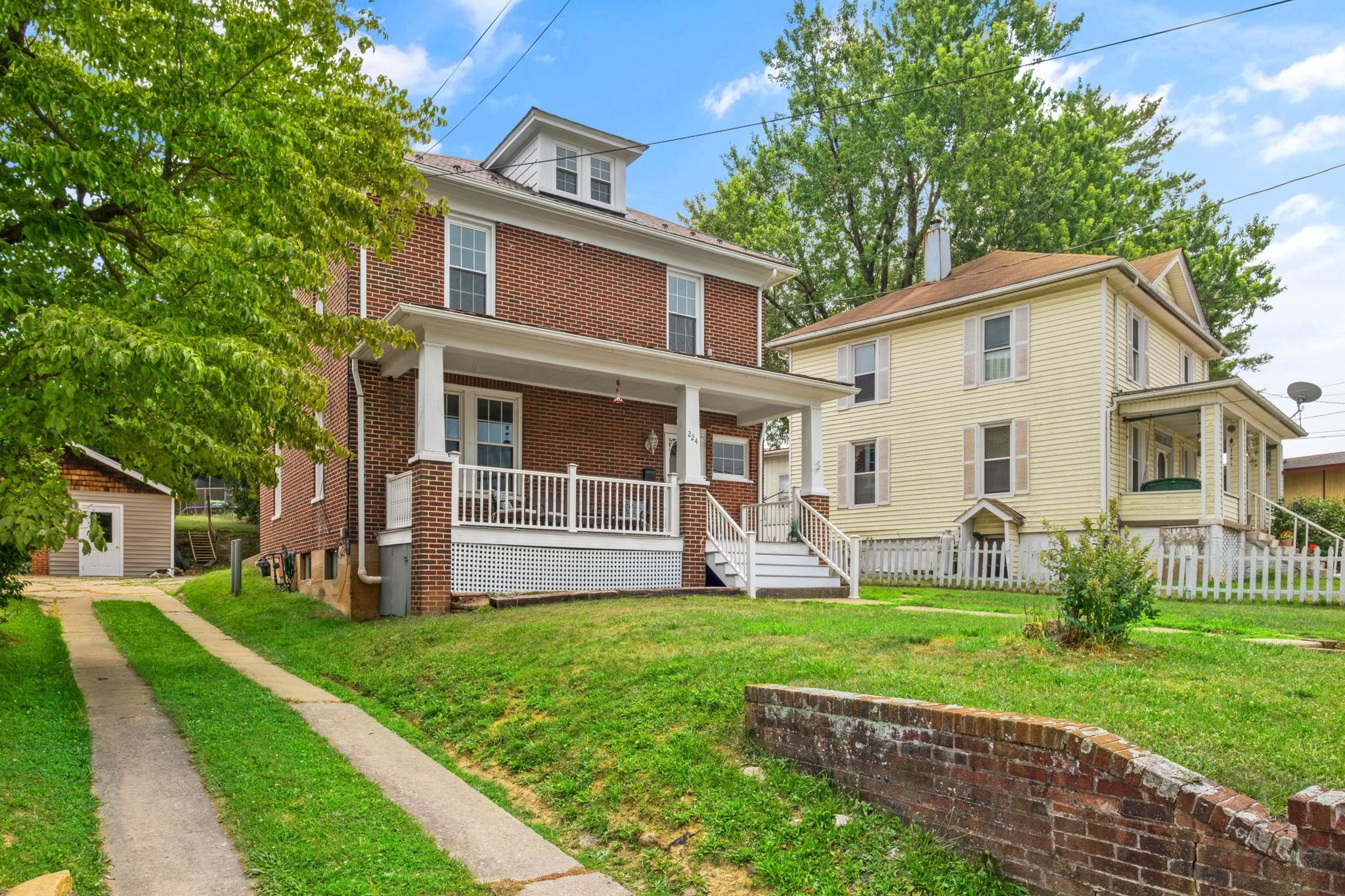 224 FLORENCE AVE, WAYNESBORO, Virginia 22980, 4 Bedrooms Bedrooms, ,2 BathroomsBathrooms,Residential,The Florence Foursquare - Classic Character, Fresh,224 FLORENCE AVE,679307 MLS # 679307 224 FLORENCE AVE, WAYNESBORO, Virginia 22980, 4 Bedrooms Bedrooms, ,2 BathroomsBathrooms,Residential,The Florence Foursquare - Classic Character, Fresh,224 FLORENCE AVE,679307 MLS # 679307