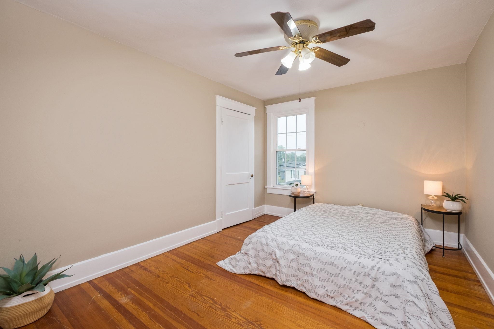 224 FLORENCE AVE, WAYNESBORO, Virginia 22980, 4 Bedrooms Bedrooms, ,2 BathroomsBathrooms,Residential,The Florence Foursquare - Classic Character, Fresh,224 FLORENCE AVE,679307 MLS # 679307 224 FLORENCE AVE, WAYNESBORO, Virginia 22980, 4 Bedrooms Bedrooms, ,2 BathroomsBathrooms,Residential,The Florence Foursquare - Classic Character, Fresh,224 FLORENCE AVE,679307 MLS # 679307