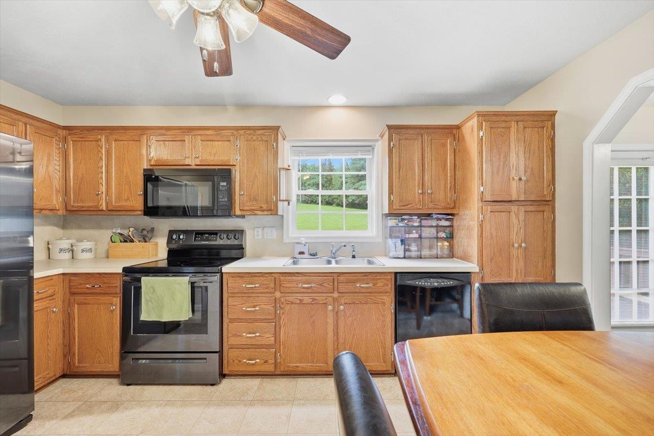 1836 HARVARD RD, WAYNESBORO, Virginia 22980, 3 Bedrooms Bedrooms, ,2 BathroomsBathrooms,Residential,1836 HARVARD RD,679313 MLS # 679313 1836 HARVARD RD, WAYNESBORO, Virginia 22980, 3 Bedrooms Bedrooms, ,2 BathroomsBathrooms,Residential,1836 HARVARD RD,679313 MLS # 679313