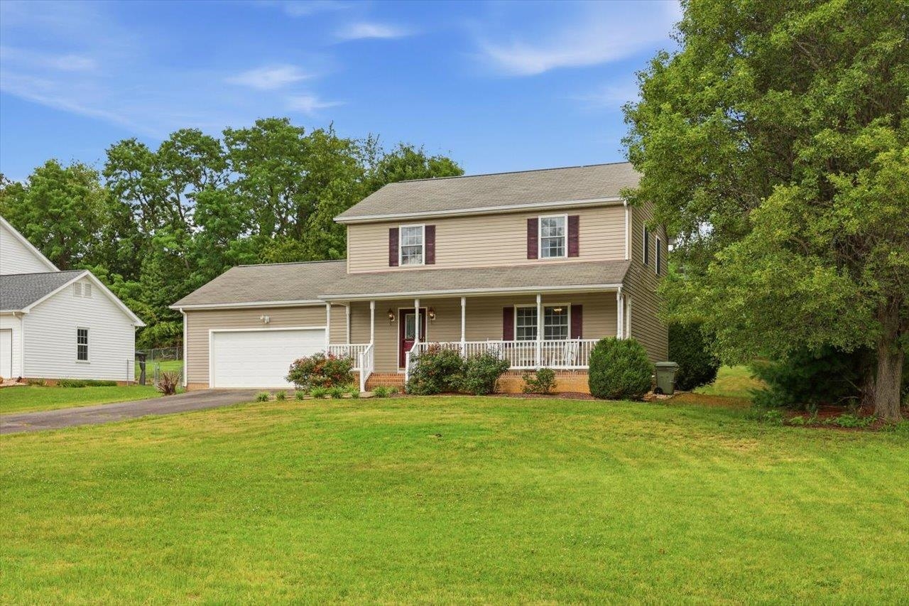 1836 HARVARD RD, WAYNESBORO, Virginia 22980, 3 Bedrooms Bedrooms, ,2 BathroomsBathrooms,Residential,1836 HARVARD RD,679313 MLS # 679313 1836 HARVARD RD, WAYNESBORO, Virginia 22980, 3 Bedrooms Bedrooms, ,2 BathroomsBathrooms,Residential,1836 HARVARD RD,679313 MLS # 679313