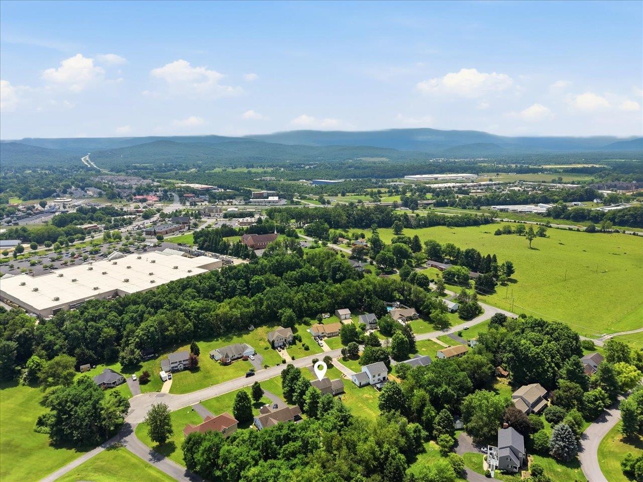 1836 HARVARD RD, WAYNESBORO, Virginia 22980, 3 Bedrooms Bedrooms, ,2 BathroomsBathrooms,Residential,1836 HARVARD RD,679313 MLS # 679313 1836 HARVARD RD, WAYNESBORO, Virginia 22980, 3 Bedrooms Bedrooms, ,2 BathroomsBathrooms,Residential,1836 HARVARD RD,679313 MLS # 679313