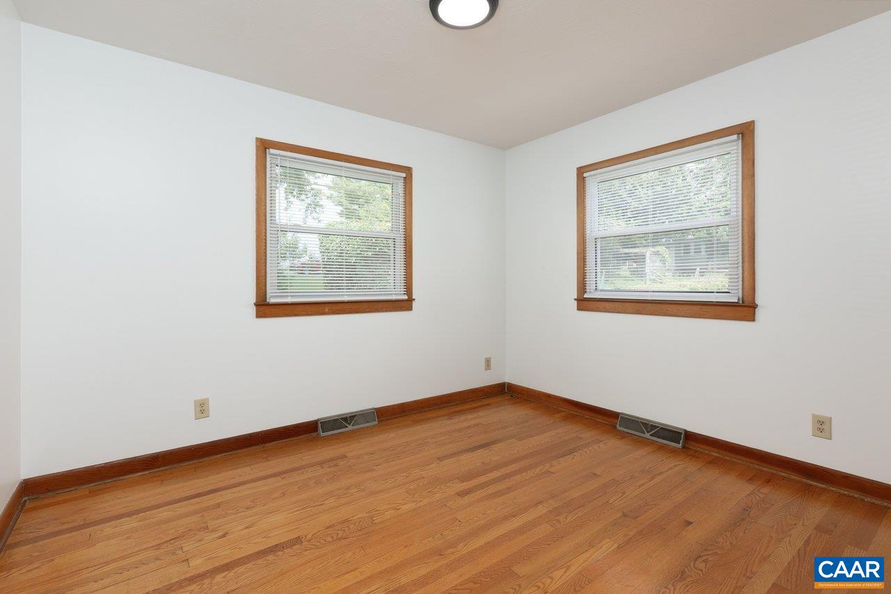 814 VIRGINIA AVE, HARRISONBURG, Virginia 22802, 3 Bedrooms Bedrooms, ,1 BathroomBathrooms,Residential,814 Virginia Ave, Harrisonburg, Va, 22802.,814 VIRGINIA AVE,679316 MLS # 679316 814 VIRGINIA AVE, HARRISONBURG, Virginia 22802, 3 Bedrooms Bedrooms, ,1 BathroomBathrooms,Residential,814 Virginia Ave, Harrisonburg, Va, 22802.,814 VIRGINIA AVE,679316 MLS # 679316