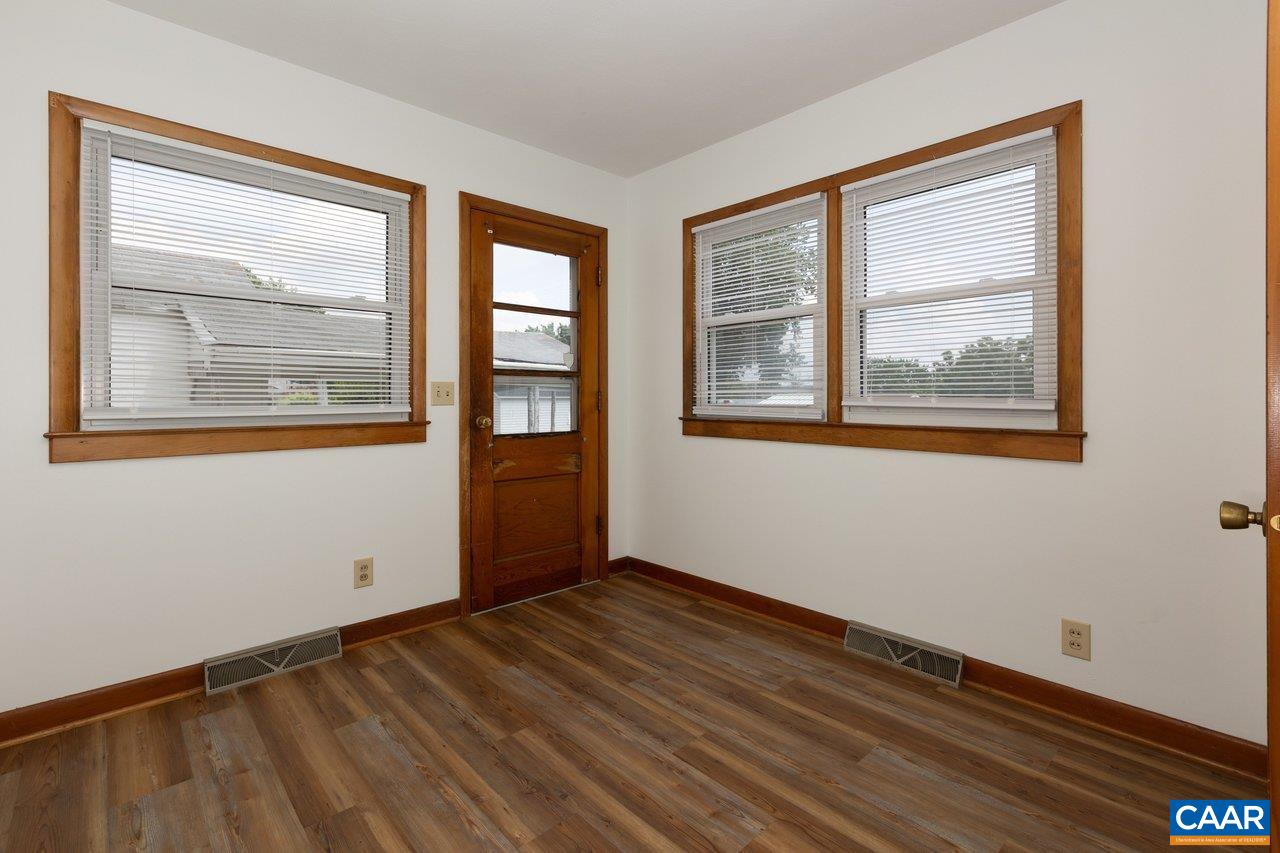 814 VIRGINIA AVE, HARRISONBURG, Virginia 22802, 3 Bedrooms Bedrooms, ,1 BathroomBathrooms,Residential,814 Virginia Ave, Harrisonburg, Va, 22802.,814 VIRGINIA AVE,679316 MLS # 679316 814 VIRGINIA AVE, HARRISONBURG, Virginia 22802, 3 Bedrooms Bedrooms, ,1 BathroomBathrooms,Residential,814 Virginia Ave, Harrisonburg, Va, 22802.,814 VIRGINIA AVE,679316 MLS # 679316