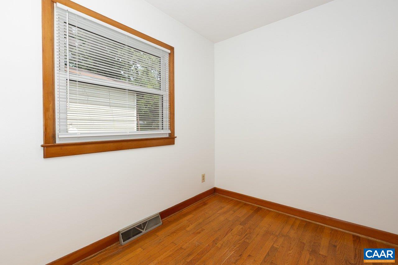 814 VIRGINIA AVE, HARRISONBURG, Virginia 22802, 3 Bedrooms Bedrooms, ,1 BathroomBathrooms,Residential,814 Virginia Ave, Harrisonburg, Va, 22802.,814 VIRGINIA AVE,679316 MLS # 679316 814 VIRGINIA AVE, HARRISONBURG, Virginia 22802, 3 Bedrooms Bedrooms, ,1 BathroomBathrooms,Residential,814 Virginia Ave, Harrisonburg, Va, 22802.,814 VIRGINIA AVE,679316 MLS # 679316