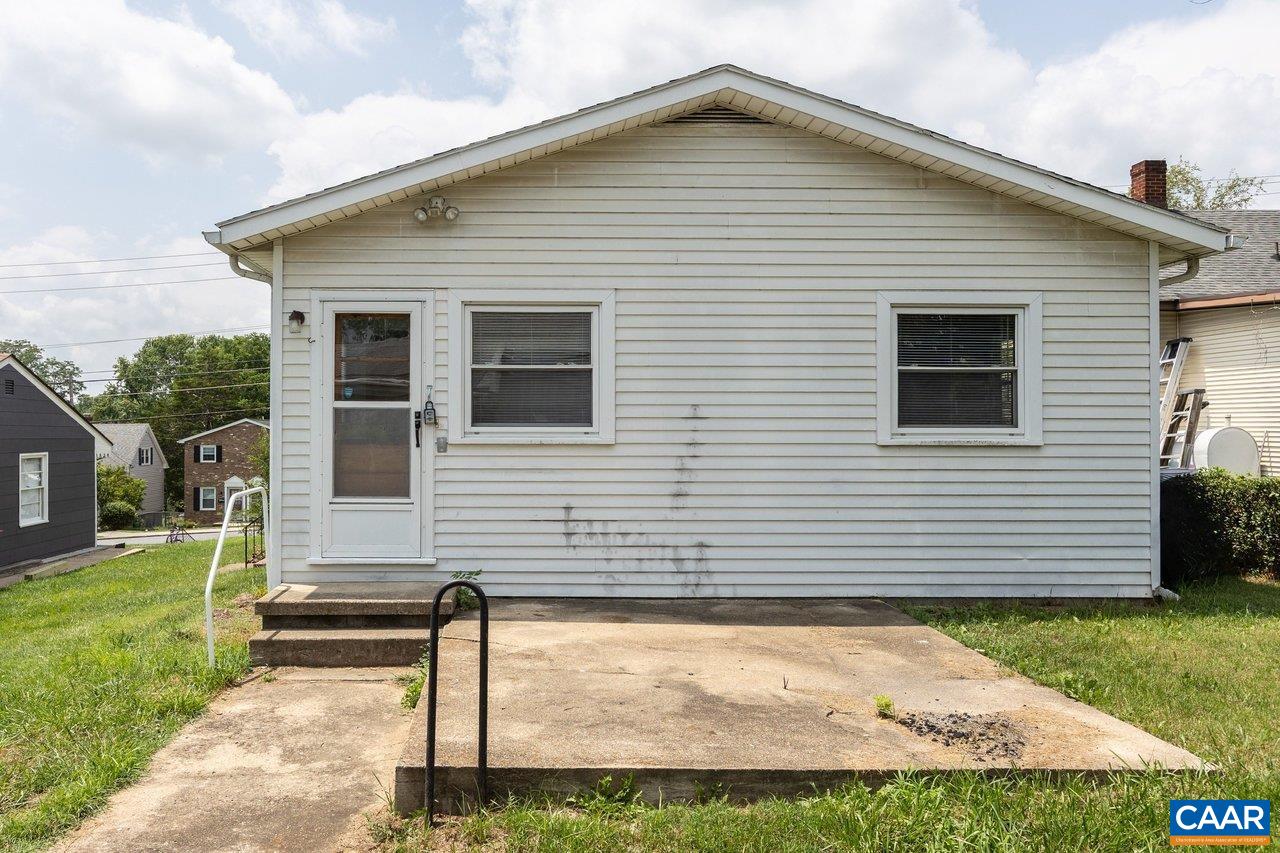 814 VIRGINIA AVE, HARRISONBURG, Virginia 22802, 3 Bedrooms Bedrooms, ,1 BathroomBathrooms,Residential,814 Virginia Ave, Harrisonburg, Va, 22802.,814 VIRGINIA AVE,679316 MLS # 679316 814 VIRGINIA AVE, HARRISONBURG, Virginia 22802, 3 Bedrooms Bedrooms, ,1 BathroomBathrooms,Residential,814 Virginia Ave, Harrisonburg, Va, 22802.,814 VIRGINIA AVE,679316 MLS # 679316