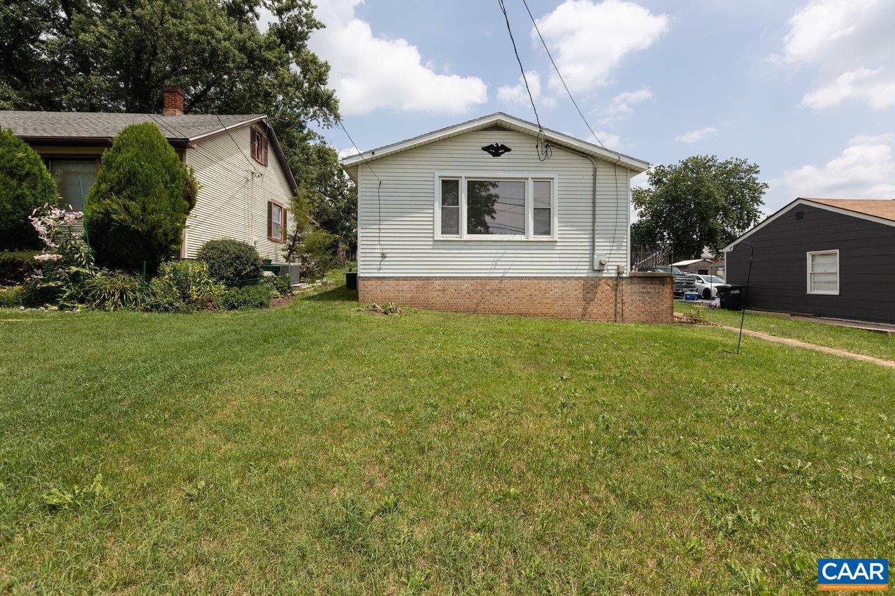 814 VIRGINIA AVE, HARRISONBURG, Virginia 22802, 3 Bedrooms Bedrooms, ,1 BathroomBathrooms,Residential,814 Virginia Ave, Harrisonburg, Va, 22802.,814 VIRGINIA AVE,679316 MLS # 679316 814 VIRGINIA AVE, HARRISONBURG, Virginia 22802, 3 Bedrooms Bedrooms, ,1 BathroomBathrooms,Residential,814 Virginia Ave, Harrisonburg, Va, 22802.,814 VIRGINIA AVE,679316 MLS # 679316