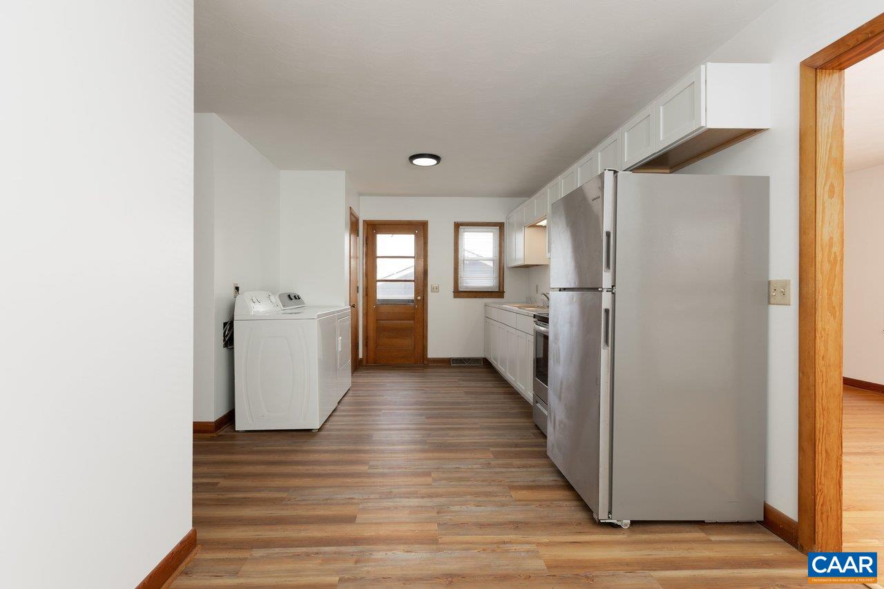814 VIRGINIA AVE, HARRISONBURG, Virginia 22802, 3 Bedrooms Bedrooms, ,1 BathroomBathrooms,Residential,814 Virginia Ave, Harrisonburg, Va, 22802.,814 VIRGINIA AVE,679316 MLS # 679316 814 VIRGINIA AVE, HARRISONBURG, Virginia 22802, 3 Bedrooms Bedrooms, ,1 BathroomBathrooms,Residential,814 Virginia Ave, Harrisonburg, Va, 22802.,814 VIRGINIA AVE,679316 MLS # 679316