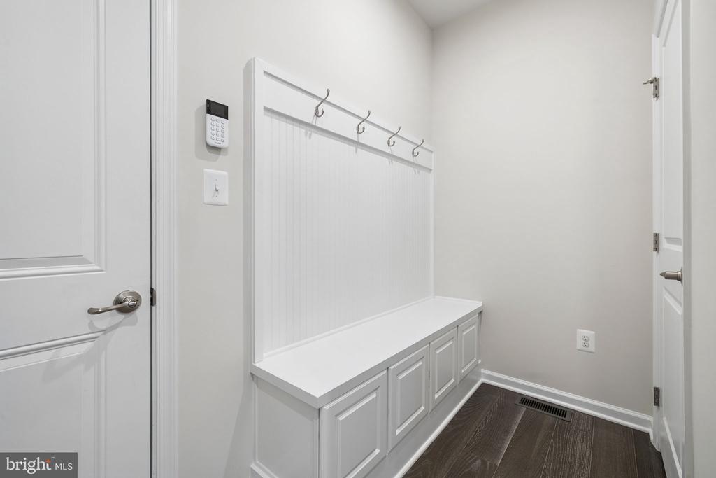 8905 MAPLE RUN DR, FREDERICKSBURG, Virginia 22407, 5 Bedrooms Bedrooms, ,4 BathroomsBathrooms,Residential,8905 MAPLE RUN DR,VASP2042948 MLS # VASP2042948 8905 MAPLE RUN DR, FREDERICKSBURG, Virginia 22407, 5 Bedrooms Bedrooms, ,4 BathroomsBathrooms,Residential,8905 MAPLE RUN DR,VASP2042948 MLS # VASP2042948
