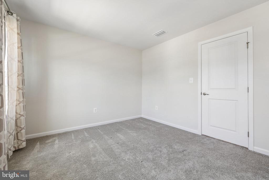8905 MAPLE RUN DR, FREDERICKSBURG, Virginia 22407, 5 Bedrooms Bedrooms, ,4 BathroomsBathrooms,Residential,8905 MAPLE RUN DR,VASP2042948 MLS # VASP2042948 8905 MAPLE RUN DR, FREDERICKSBURG, Virginia 22407, 5 Bedrooms Bedrooms, ,4 BathroomsBathrooms,Residential,8905 MAPLE RUN DR,VASP2042948 MLS # VASP2042948