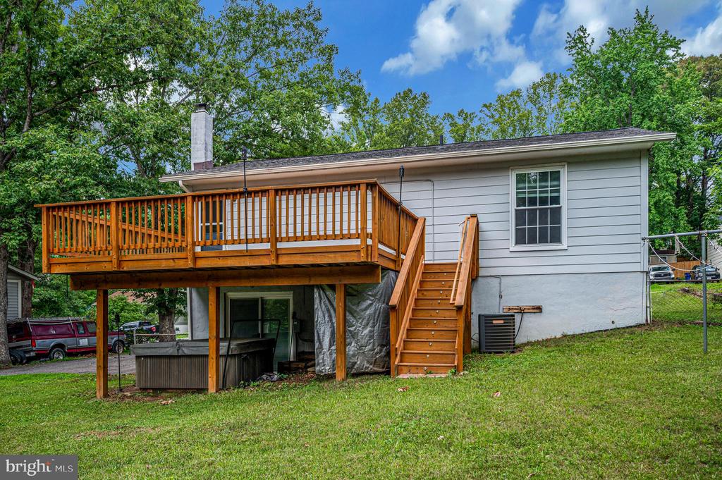 5526 CAROUSEL ST, FREDERICKSBURG, Virginia 22407, 4 Bedrooms Bedrooms, ,2 BathroomsBathrooms,Residential,5526 CAROUSEL ST,VASP2043284 MLS # VASP2043284