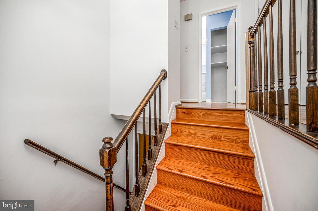 5526 CAROUSEL ST, FREDERICKSBURG, Virginia 22407, 4 Bedrooms Bedrooms, ,2 BathroomsBathrooms,Residential,5526 CAROUSEL ST,VASP2043284 MLS # VASP2043284