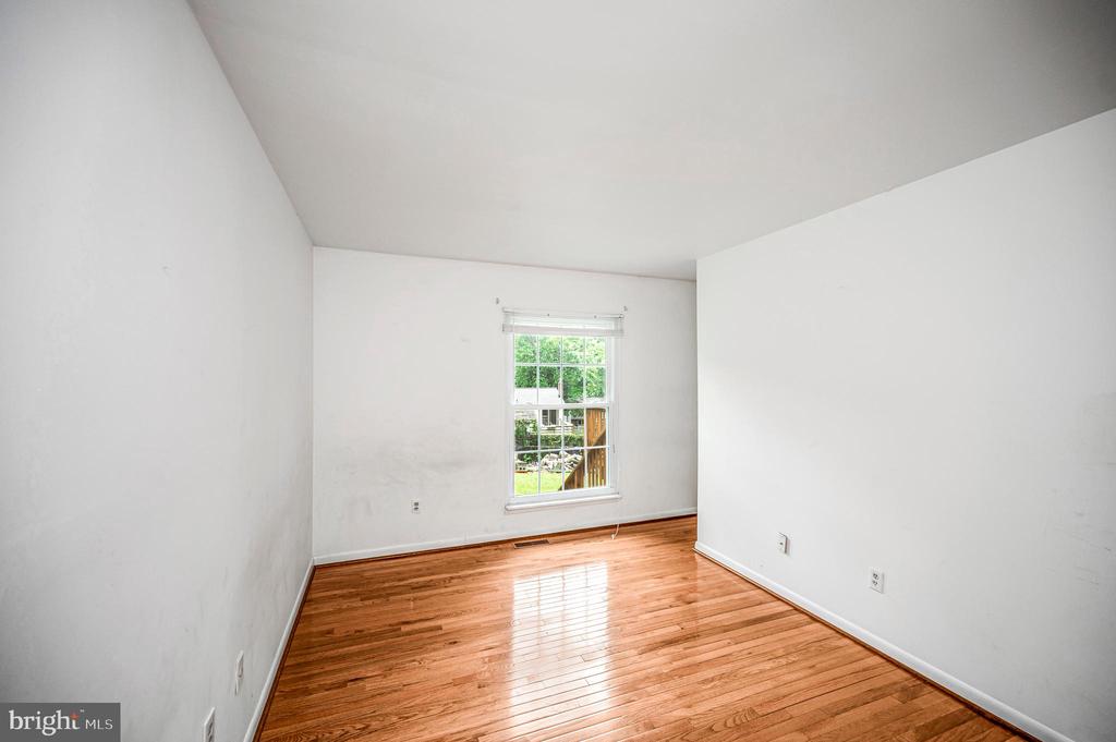 5526 CAROUSEL ST, FREDERICKSBURG, Virginia 22407, 4 Bedrooms Bedrooms, ,2 BathroomsBathrooms,Residential,5526 CAROUSEL ST,VASP2043284 MLS # VASP2043284