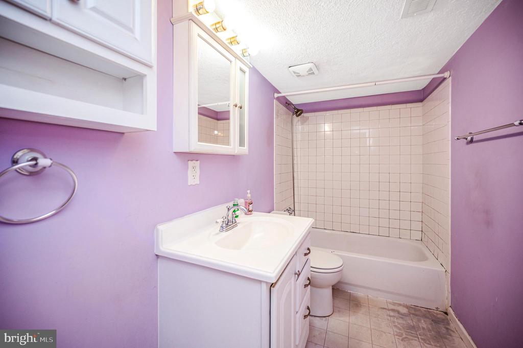 5526 CAROUSEL ST, FREDERICKSBURG, Virginia 22407, 4 Bedrooms Bedrooms, ,2 BathroomsBathrooms,Residential,5526 CAROUSEL ST,VASP2043284 MLS # VASP2043284