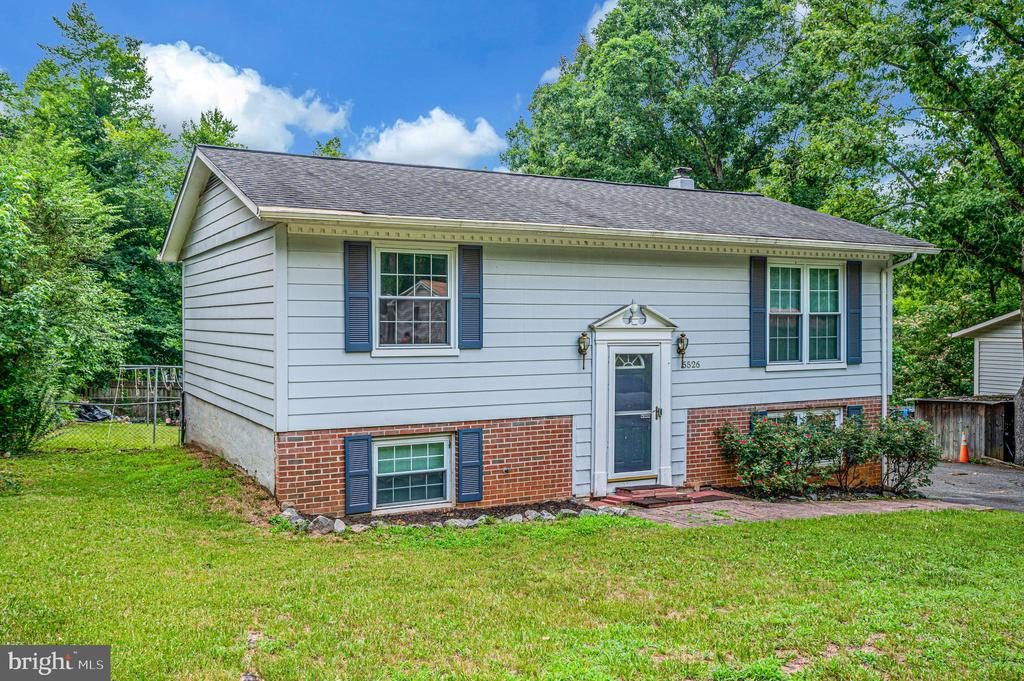 5526 CAROUSEL ST, FREDERICKSBURG, Virginia 22407, 4 Bedrooms Bedrooms, ,2 BathroomsBathrooms,Residential,5526 CAROUSEL ST,VASP2043284 MLS # VASP2043284