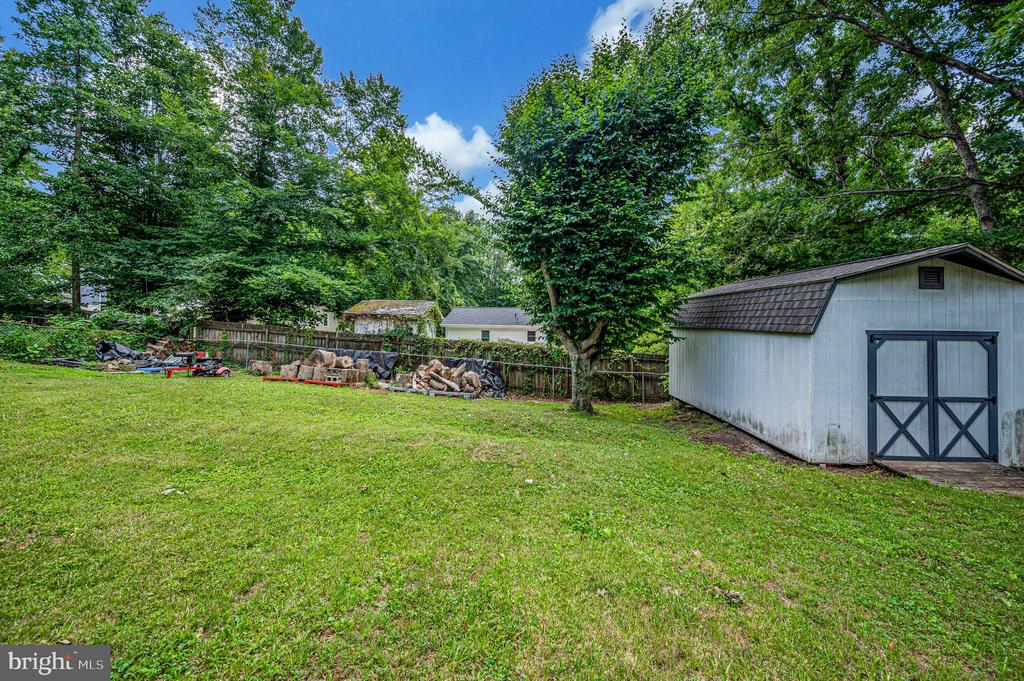 5526 CAROUSEL ST, FREDERICKSBURG, Virginia 22407, 4 Bedrooms Bedrooms, ,2 BathroomsBathrooms,Residential,5526 CAROUSEL ST,VASP2043284 MLS # VASP2043284