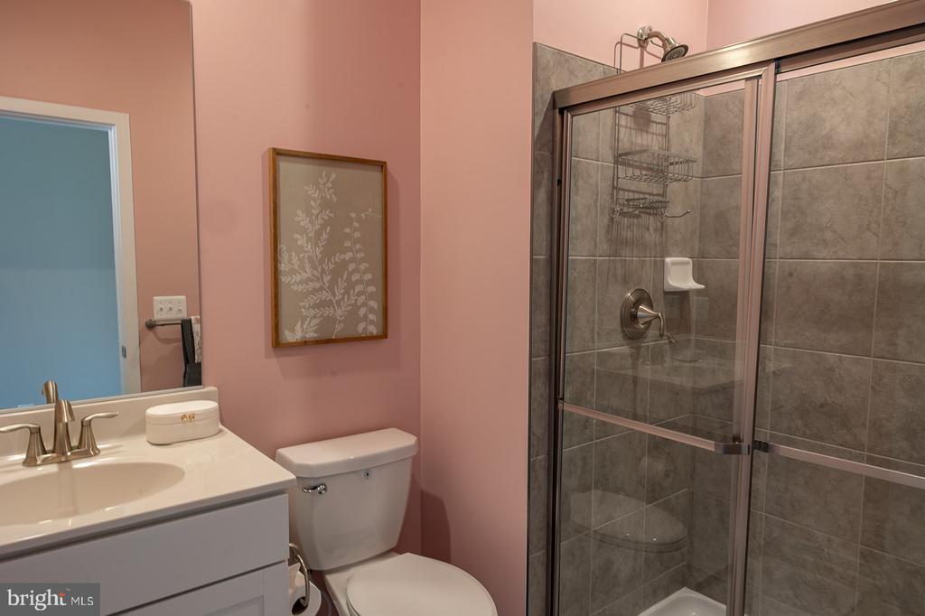 2375 HAWKSHILL DR, JEFFERSONTON, Virginia 22724, 6 Bedrooms Bedrooms, ,4 BathroomsBathrooms,Residential,2375 HAWKSHILL DR,VACU2014194 MLS # VACU2014194 2375 HAWKSHILL DR, JEFFERSONTON, Virginia 22724, 6 Bedrooms Bedrooms, ,4 BathroomsBathrooms,Residential,2375 HAWKSHILL DR,VACU2014194 MLS # VACU2014194