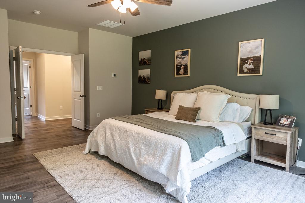 2375 HAWKSHILL DR, JEFFERSONTON, Virginia 22724, 6 Bedrooms Bedrooms, ,4 BathroomsBathrooms,Residential,2375 HAWKSHILL DR,VACU2014194 MLS # VACU2014194 2375 HAWKSHILL DR, JEFFERSONTON, Virginia 22724, 6 Bedrooms Bedrooms, ,4 BathroomsBathrooms,Residential,2375 HAWKSHILL DR,VACU2014194 MLS # VACU2014194