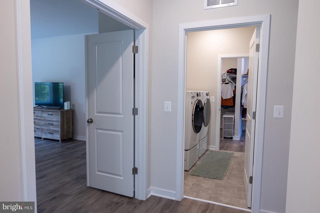 2375 HAWKSHILL DR, JEFFERSONTON, Virginia 22724, 6 Bedrooms Bedrooms, ,4 BathroomsBathrooms,Residential,2375 HAWKSHILL DR,VACU2014194 MLS # VACU2014194 2375 HAWKSHILL DR, JEFFERSONTON, Virginia 22724, 6 Bedrooms Bedrooms, ,4 BathroomsBathrooms,Residential,2375 HAWKSHILL DR,VACU2014194 MLS # VACU2014194