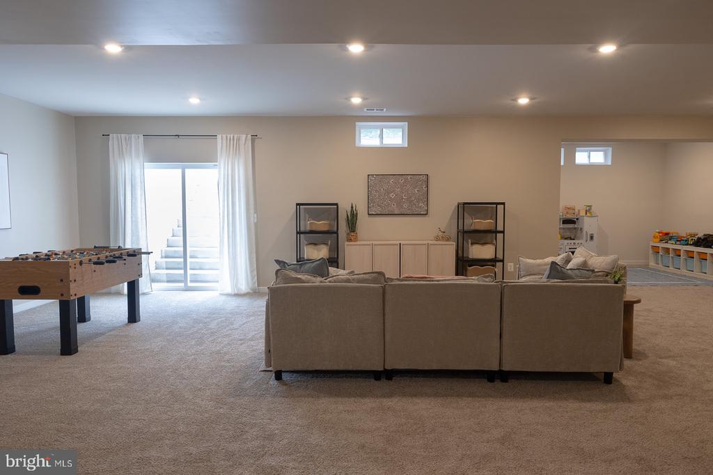 2375 HAWKSHILL DR, JEFFERSONTON, Virginia 22724, 6 Bedrooms Bedrooms, ,4 BathroomsBathrooms,Residential,2375 HAWKSHILL DR,VACU2014194 MLS # VACU2014194 2375 HAWKSHILL DR, JEFFERSONTON, Virginia 22724, 6 Bedrooms Bedrooms, ,4 BathroomsBathrooms,Residential,2375 HAWKSHILL DR,VACU2014194 MLS # VACU2014194