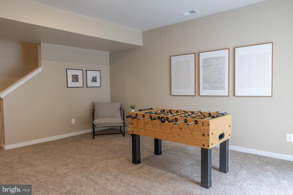 2375 HAWKSHILL DR, JEFFERSONTON, Virginia 22724, 6 Bedrooms Bedrooms, ,4 BathroomsBathrooms,Residential,2375 HAWKSHILL DR,VACU2014194 MLS # VACU2014194 2375 HAWKSHILL DR, JEFFERSONTON, Virginia 22724, 6 Bedrooms Bedrooms, ,4 BathroomsBathrooms,Residential,2375 HAWKSHILL DR,VACU2014194 MLS # VACU2014194