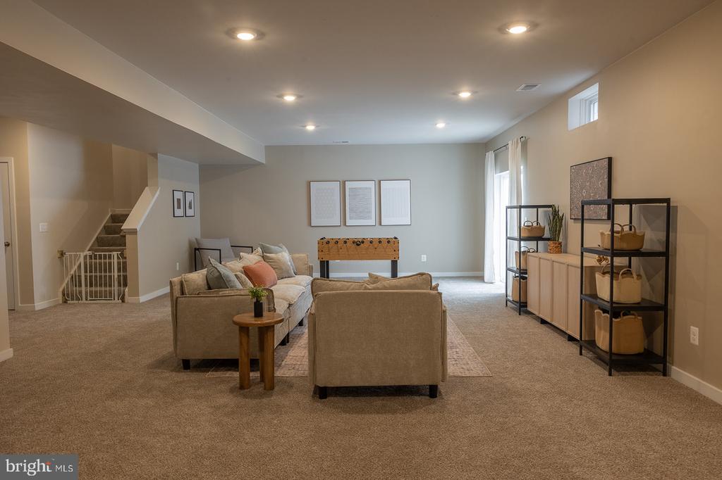 2375 HAWKSHILL DR, JEFFERSONTON, Virginia 22724, 6 Bedrooms Bedrooms, ,4 BathroomsBathrooms,Residential,2375 HAWKSHILL DR,VACU2014194 MLS # VACU2014194 2375 HAWKSHILL DR, JEFFERSONTON, Virginia 22724, 6 Bedrooms Bedrooms, ,4 BathroomsBathrooms,Residential,2375 HAWKSHILL DR,VACU2014194 MLS # VACU2014194
