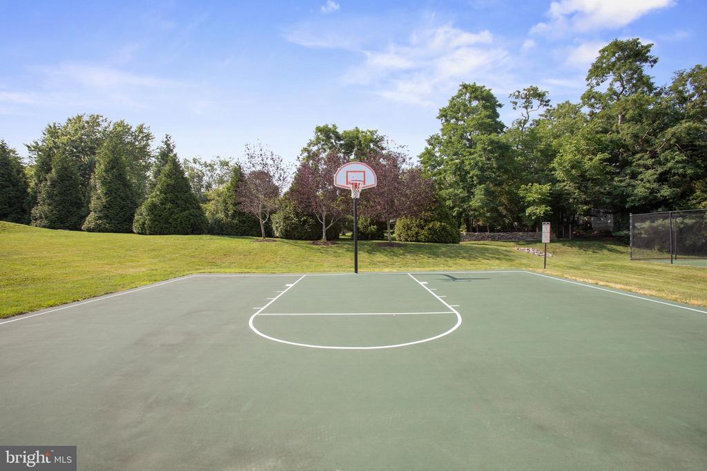 4001 MOSSY BANK LN, FREDERICKSBURG, Virginia 22408, 4 Bedrooms Bedrooms, ,2 BathroomsBathrooms,Residential,4001 MOSSY BANK LN,VASP2043384 MLS # VASP2043384 4001 MOSSY BANK LN, FREDERICKSBURG, Virginia 22408, 4 Bedrooms Bedrooms, ,2 BathroomsBathrooms,Residential,4001 MOSSY BANK LN,VASP2043384 MLS # VASP2043384