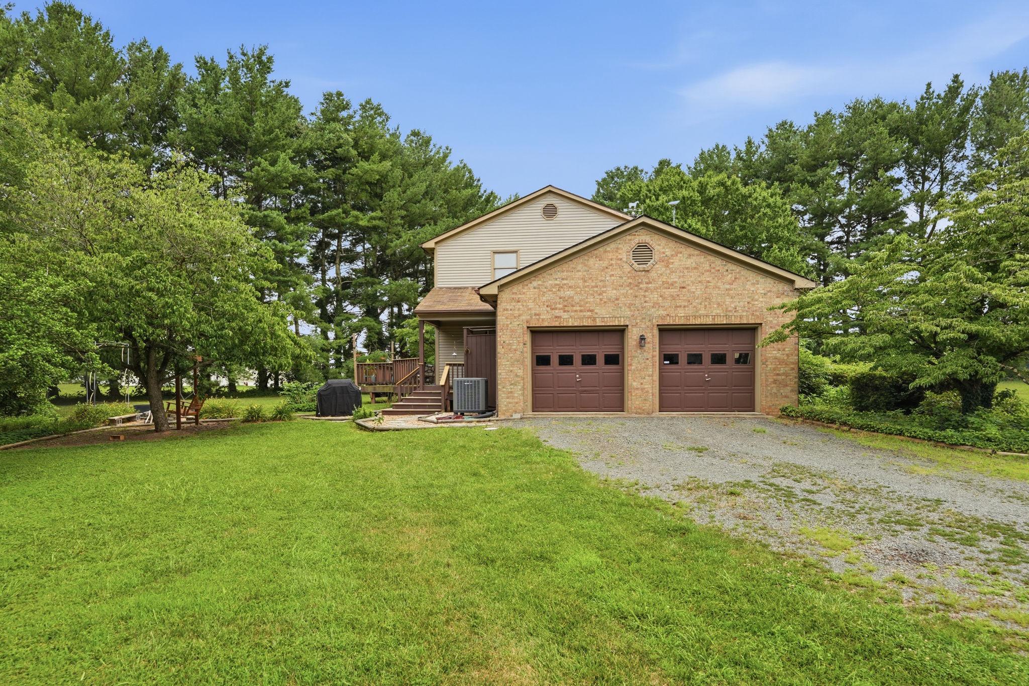 10414 SKYLINE AVE, MIDLAND, Virginia 22728, 3 Bedrooms Bedrooms, ,2 BathroomsBathrooms,Residential,10414 SKYLINE AVE,VAFQ2022908 MLS # VAFQ2022908 10414 SKYLINE AVE, MIDLAND, Virginia 22728, 3 Bedrooms Bedrooms, ,2 BathroomsBathrooms,Residential,10414 SKYLINE AVE,VAFQ2022908 MLS # VAFQ2022908