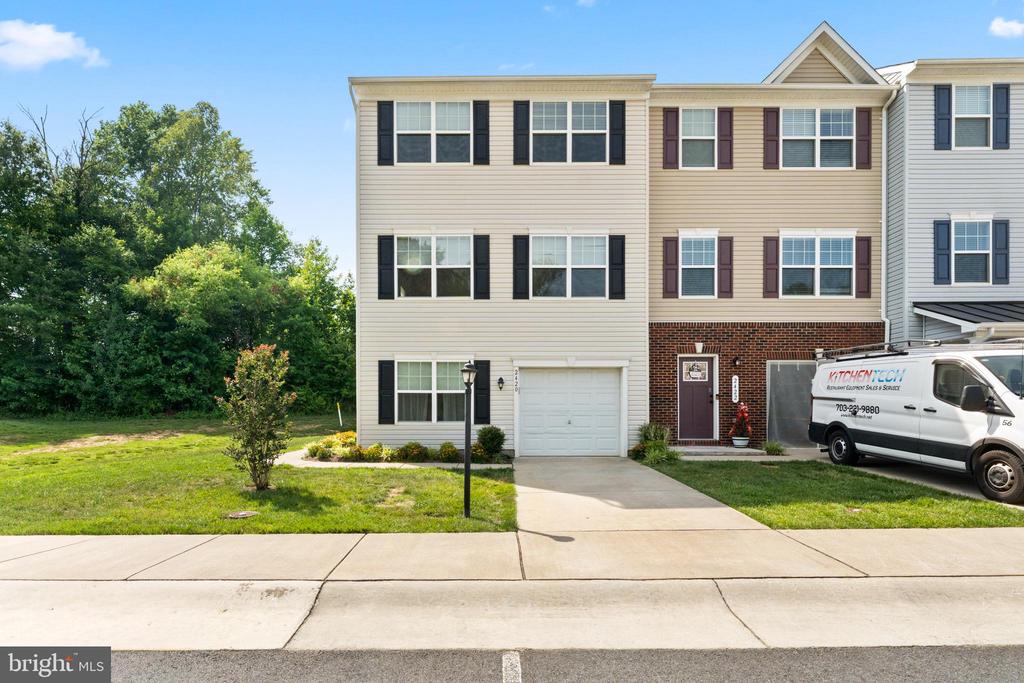 2420 DRAKE LN, FREDERICKSBURG, Virginia 22408, 4 Bedrooms Bedrooms, ,3 BathroomsBathrooms,Residential,2420 DRAKE LN,VASP2043432 MLS # VASP2043432