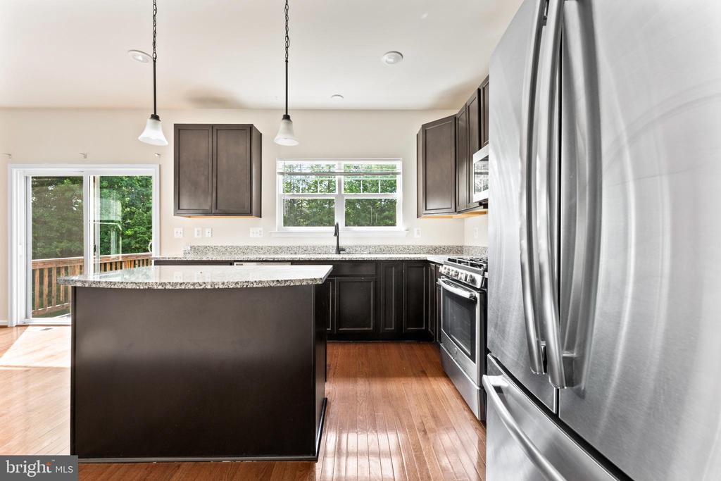 2420 DRAKE LN, FREDERICKSBURG, Virginia 22408, 4 Bedrooms Bedrooms, ,3 BathroomsBathrooms,Residential,2420 DRAKE LN,VASP2043432 MLS # VASP2043432