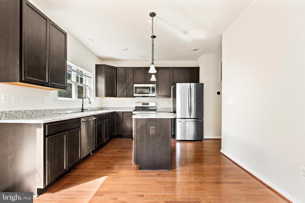 2420 DRAKE LN, FREDERICKSBURG, Virginia 22408, 4 Bedrooms Bedrooms, ,3 BathroomsBathrooms,Residential,2420 DRAKE LN,VASP2043432 MLS # VASP2043432