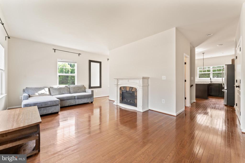 2420 DRAKE LN, FREDERICKSBURG, Virginia 22408, 4 Bedrooms Bedrooms, ,3 BathroomsBathrooms,Residential,2420 DRAKE LN,VASP2043432 MLS # VASP2043432