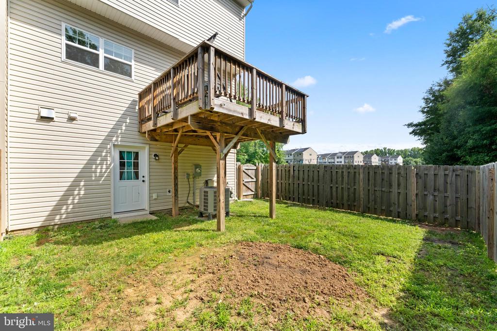 2420 DRAKE LN, FREDERICKSBURG, Virginia 22408, 4 Bedrooms Bedrooms, ,3 BathroomsBathrooms,Residential,2420 DRAKE LN,VASP2043432 MLS # VASP2043432