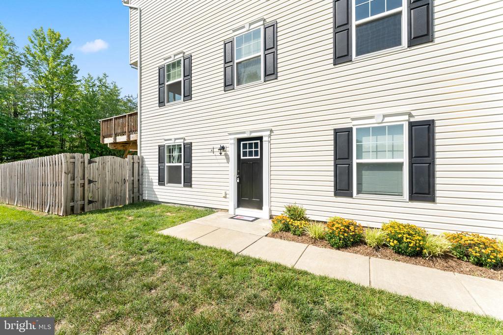 2420 DRAKE LN, FREDERICKSBURG, Virginia 22408, 4 Bedrooms Bedrooms, ,3 BathroomsBathrooms,Residential,2420 DRAKE LN,VASP2043432 MLS # VASP2043432