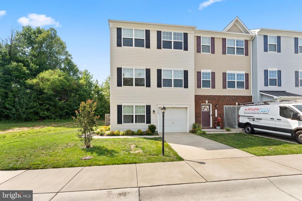 2420 DRAKE LN, FREDERICKSBURG, Virginia 22408, 4 Bedrooms Bedrooms, ,3 BathroomsBathrooms,Residential,2420 DRAKE LN,VASP2043432 MLS # VASP2043432