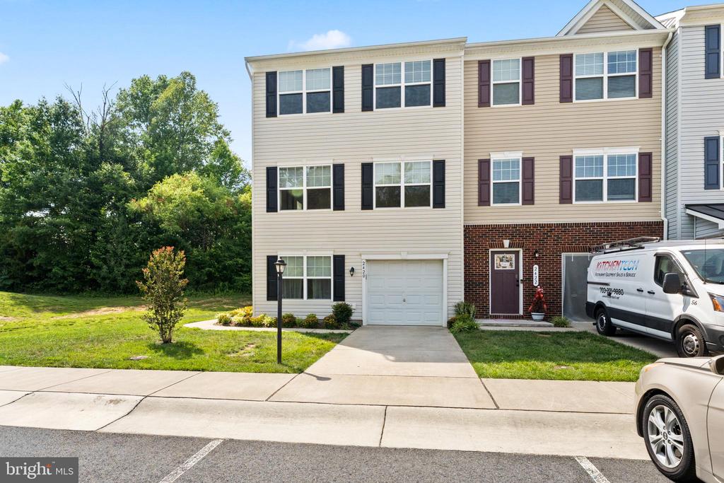 2420 DRAKE LN, FREDERICKSBURG, Virginia 22408, 4 Bedrooms Bedrooms, ,3 BathroomsBathrooms,Residential,2420 DRAKE LN,VASP2043432 MLS # VASP2043432