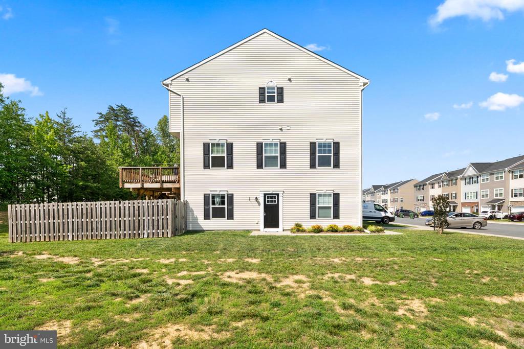 2420 DRAKE LN, FREDERICKSBURG, Virginia 22408, 4 Bedrooms Bedrooms, ,3 BathroomsBathrooms,Residential,2420 DRAKE LN,VASP2043432 MLS # VASP2043432